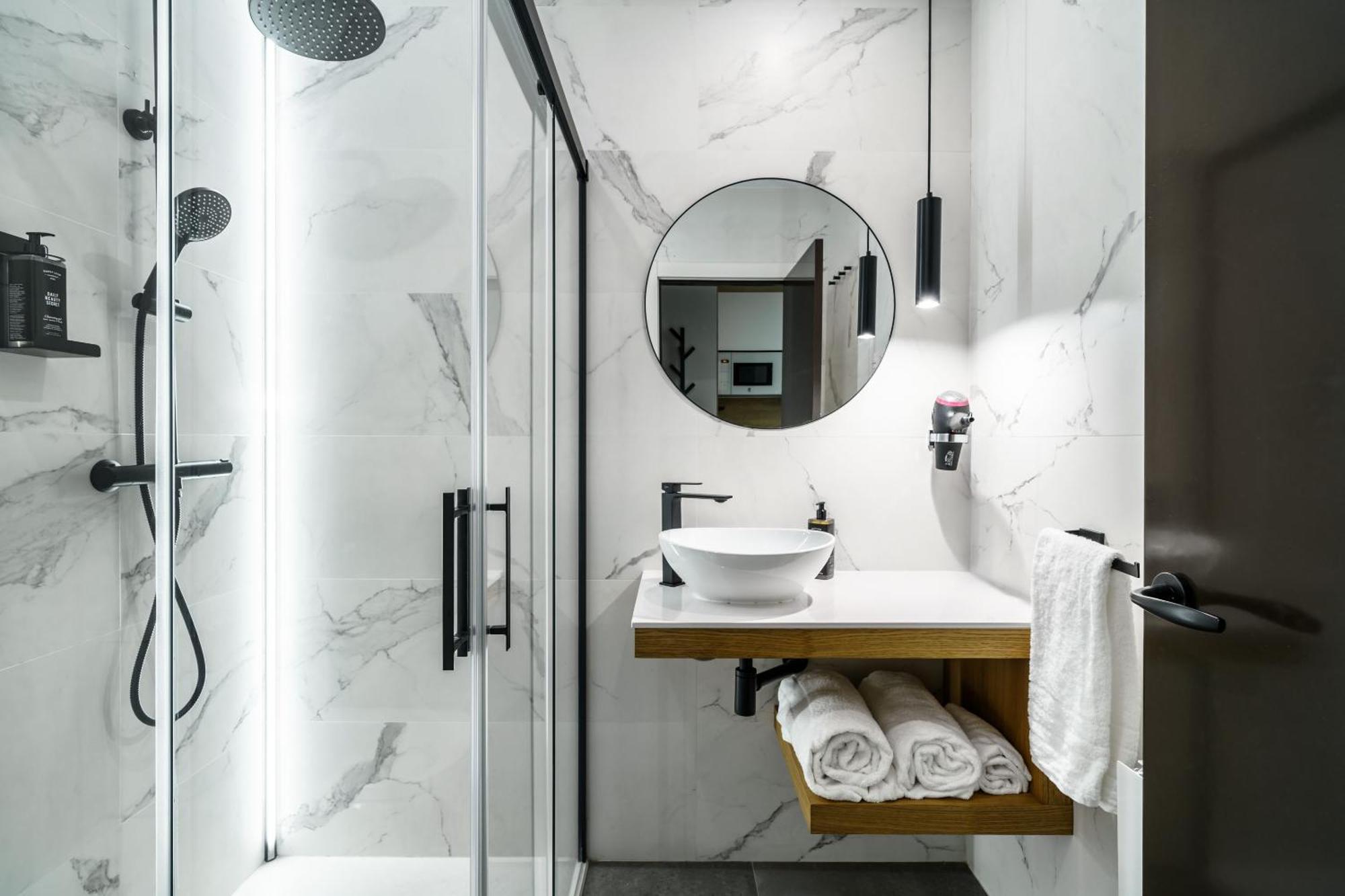 Limehome Bilbao Tristan De Leguizamon Kalea ภายนอก รูปภาพ
