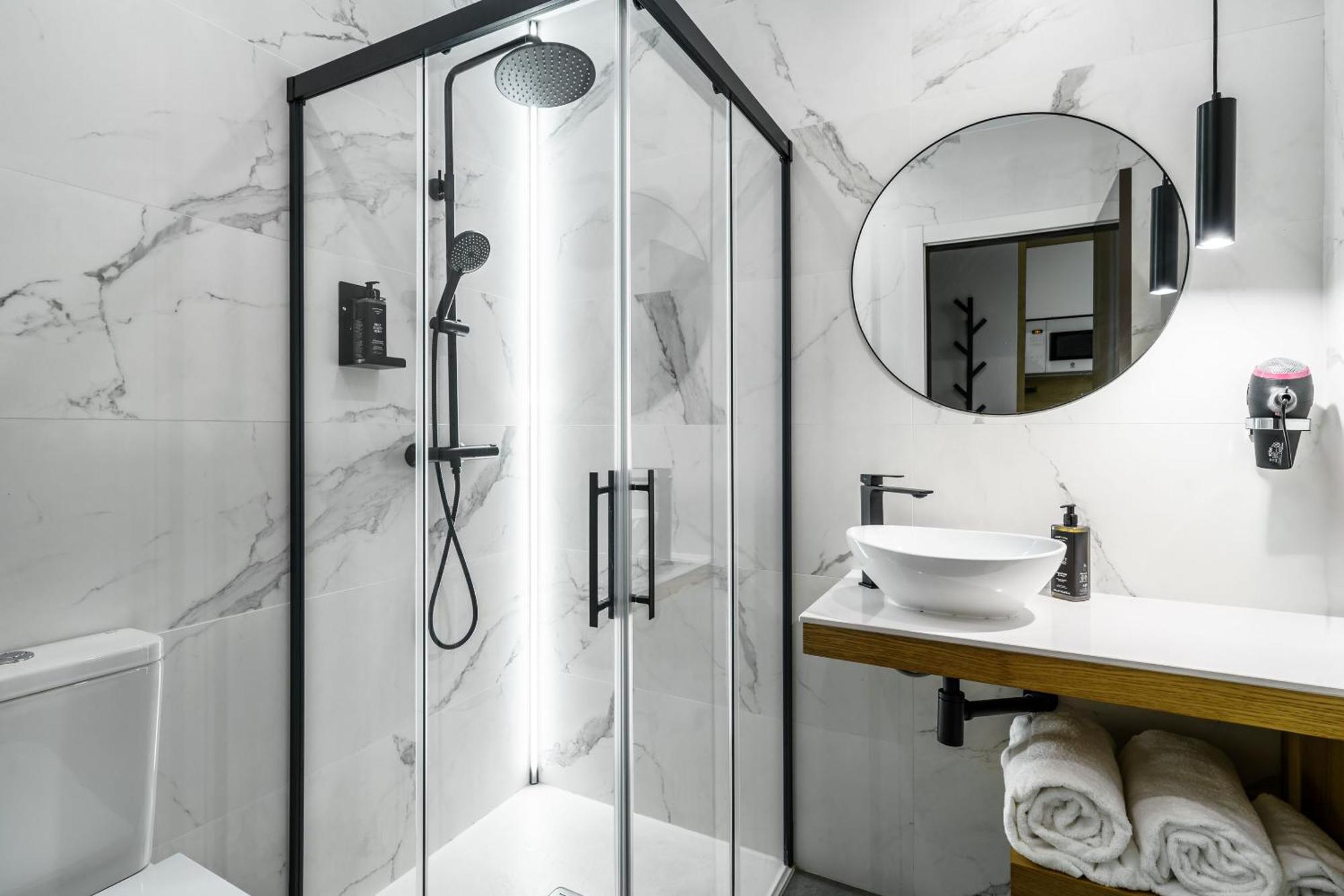 Limehome Bilbao Tristan De Leguizamon Kalea ภายนอก รูปภาพ